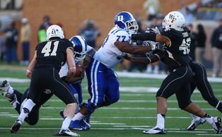Blue Devil right guard Laken Tomlinson will present a stiff challenge for Elon’s undersized defensive line to get after quarterback Anthony Boone Saturday. Blue Devil right guard Laken Tomlinson will present a stiff challenge for Elon’s undersized defensive line to get after quarterback Anthony Boone Saturday.