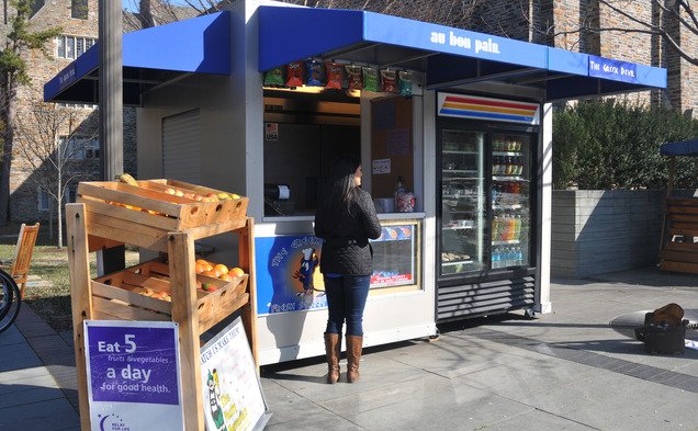 The Greek Devil took over the former location of the Au Bon Pain cart.