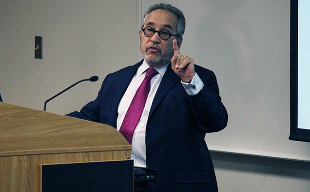 Provost Peter Lange presents at Academic Council Thursday, responding to faculty questions and concerns regarding Duke Kunshan University