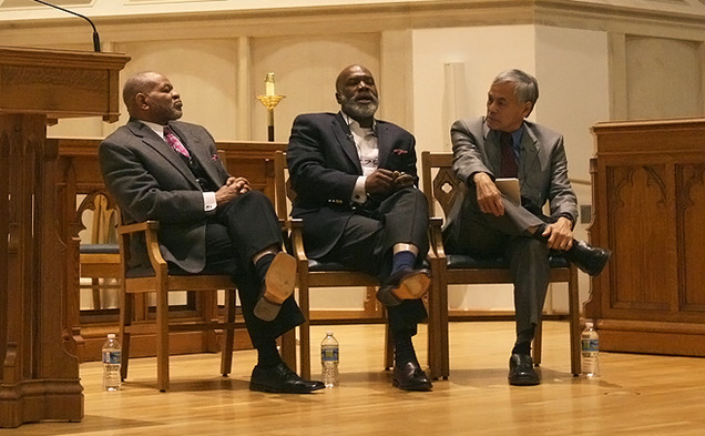 Three religious experts discuss linking black Christian and Muslim congregations through interfaith dialogue in a Divinity School event Monday evening.